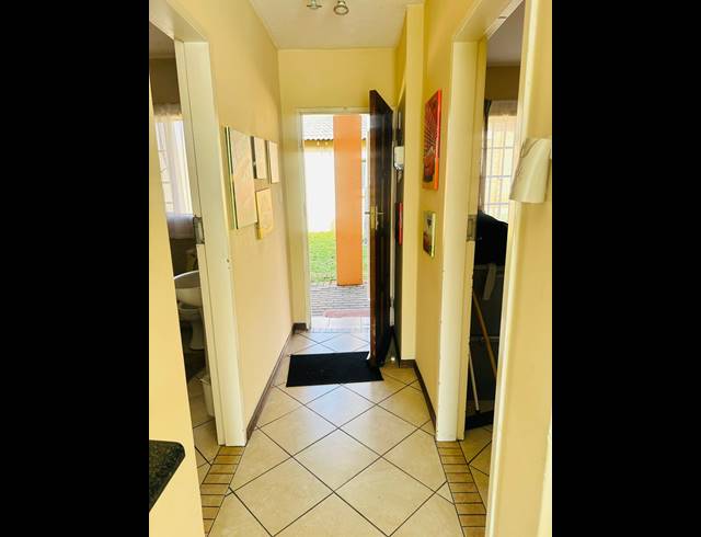 2 bed property to rent in NOORDWYK